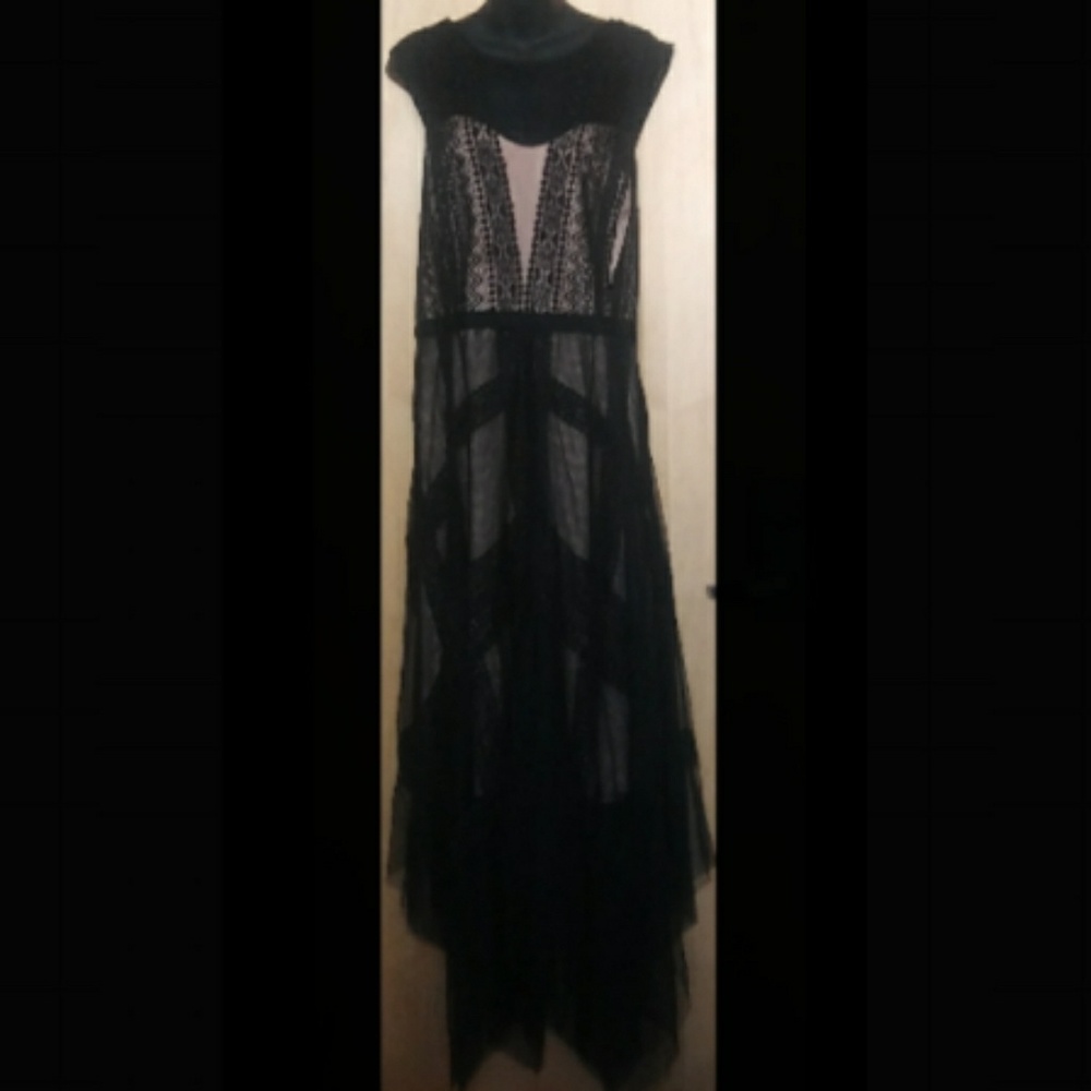 Nude Lined Black Lace Asymmetrical Hem Maxi Dress